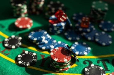 Diamond Empire slot game interface